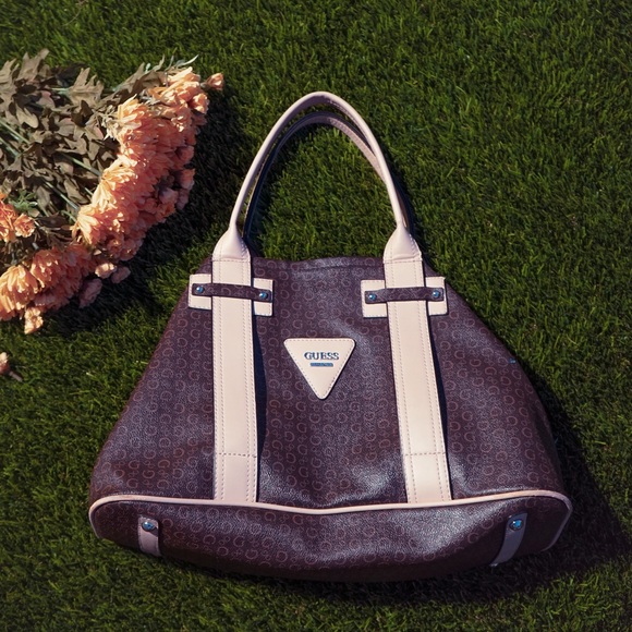 Guess Bag - Picture 5 of 5